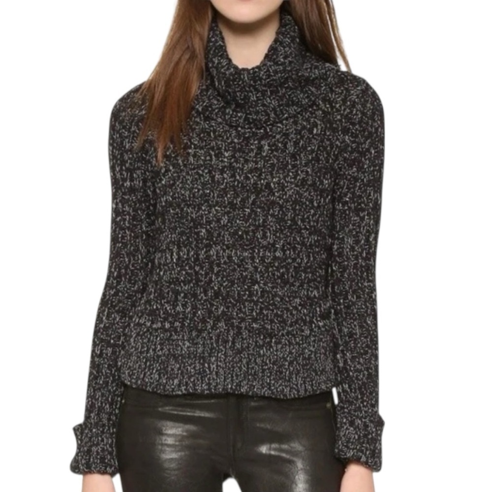 FREE PEOPLE Black & White Turtleneck Long Cuff Sleeve Sweater Size XSmall
